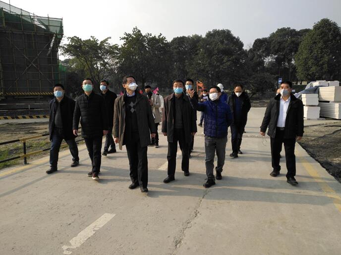 集团党委书记、董事长任丁率队 赴金牛宾馆检查工作